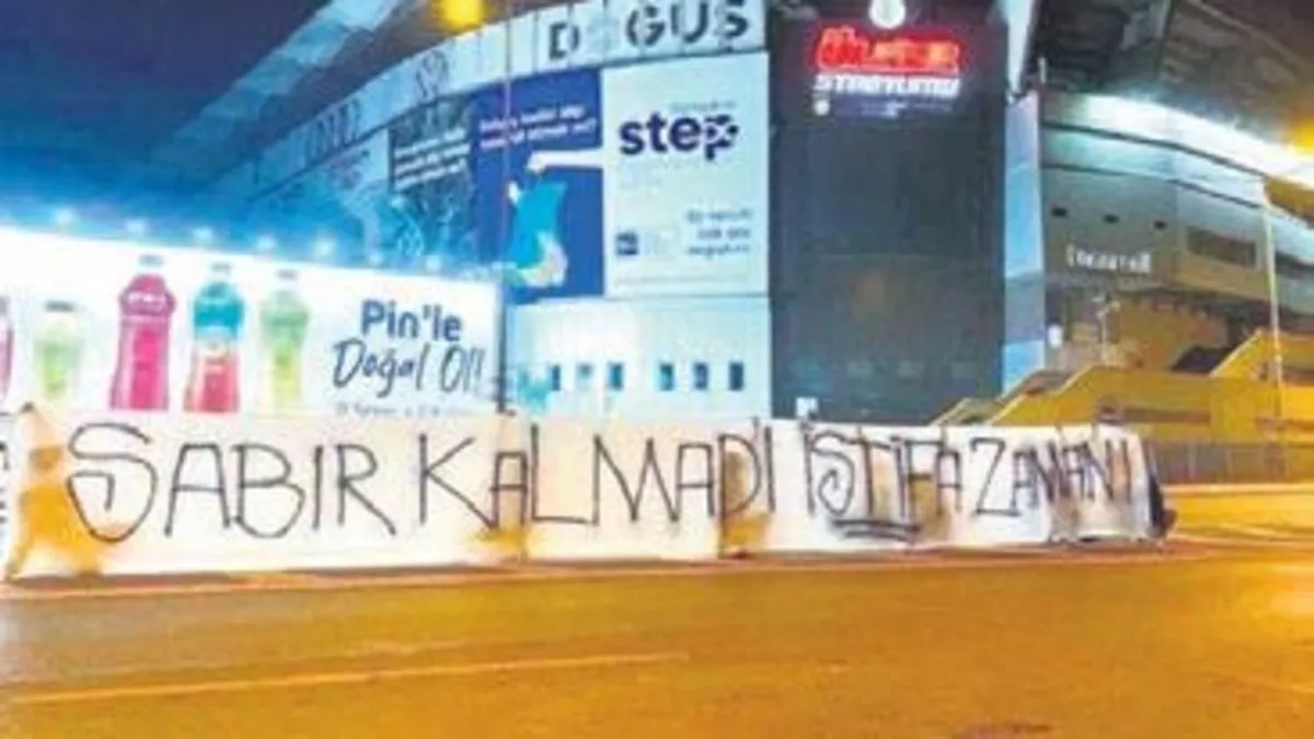 Taraftarlar istifa kampanyası başlattı!